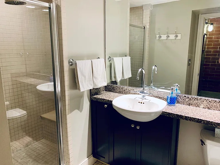 710 W Trade St #305 — Photo 25