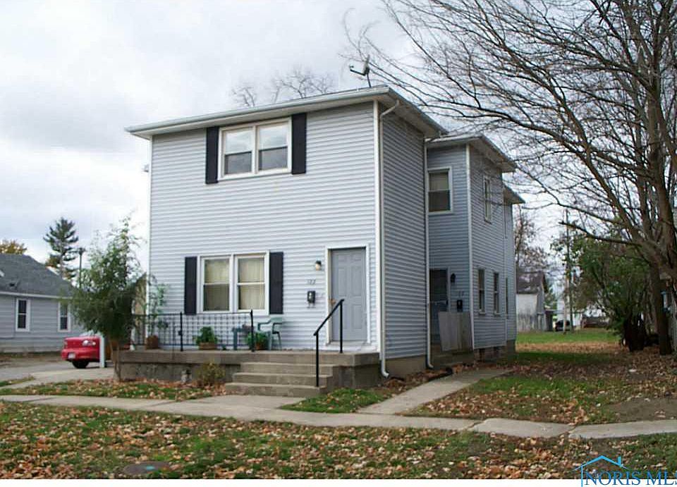 1st image of 122 W Smith St