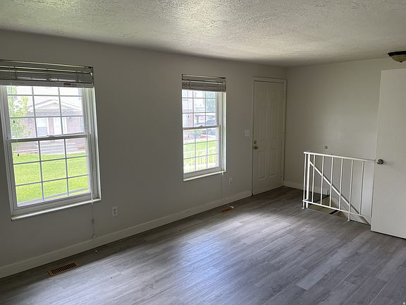 5th image of 3240 N Fairfield Rd APT 6