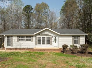 222 Shane Dr, Mount Holly, NC 28120