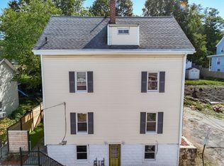 13 Center St, Woburn, MA 01801