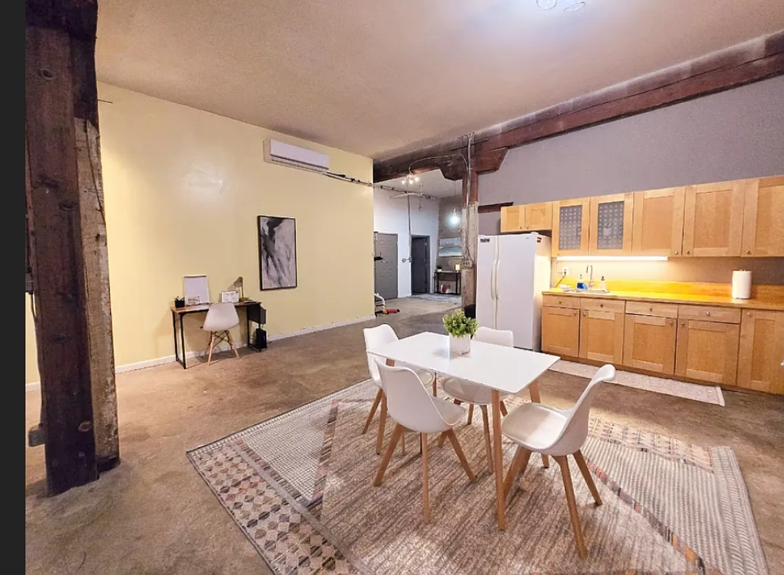 Studio, $1,750 — Photo 4