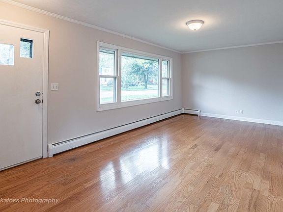 2nd image of 309 N Wisconsin St
