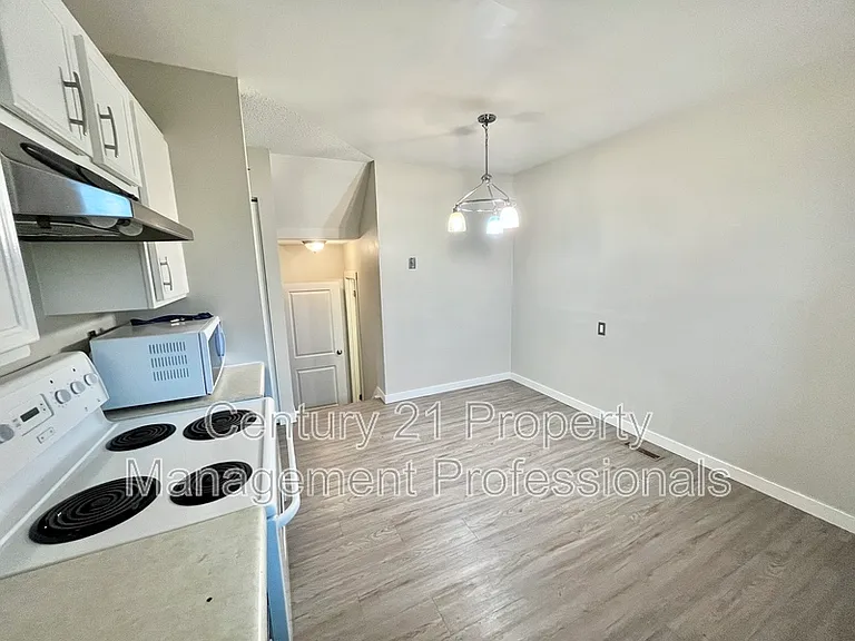 25th St NW #14634 — Photo 6
