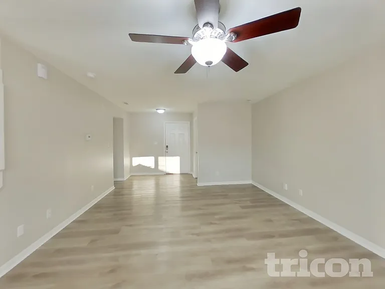1411 Blue Brook Way — Photo 2