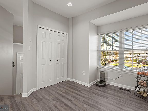 5th image of 5829 Belcher Farm Dr