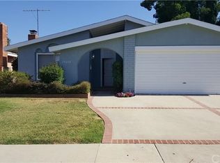 19608 Gifford St, Reseda, CA 91335