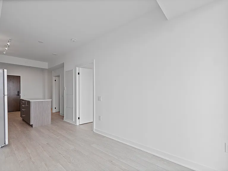 2782 Barton St E #608 — Photo 19