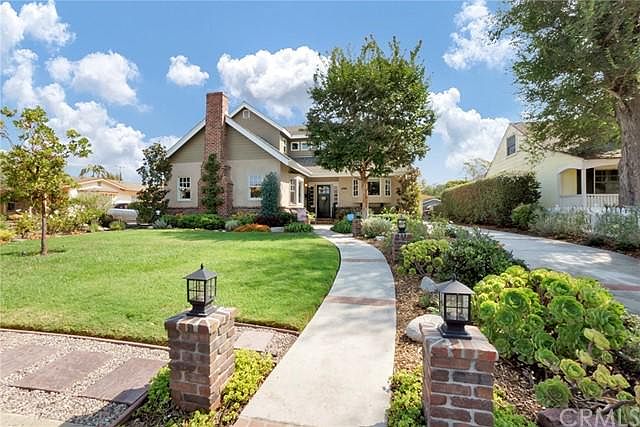 1st image of 4356 Blackthorne Ave