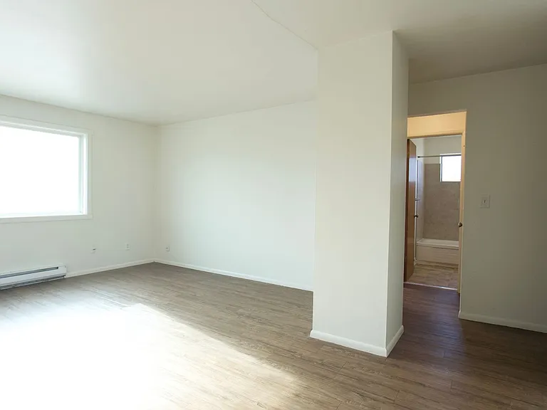 6512 Martin Luther King Way S — Photo 15