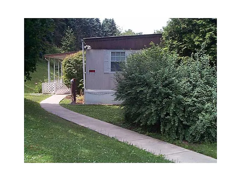 5021 Bear Run Rd photo 1