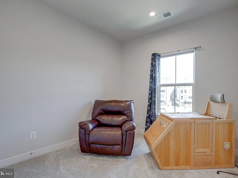 4468 Sulford Ter — Photo 34