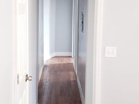 5th image of 246 Summit Ave APT 110