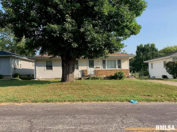 3019 W Garden St, Peoria, IL 61605