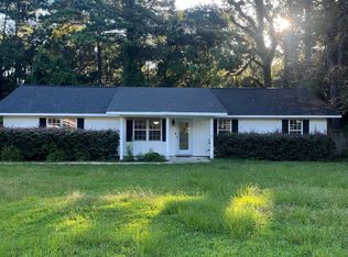 89 River Oaks St, Woodbine, GA 31569