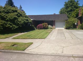 3932 W Barrett St, Camano Island, WA 98199