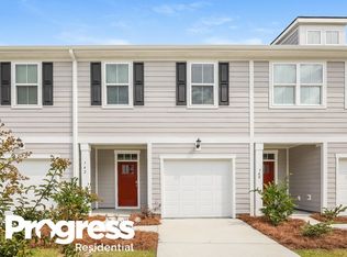 742 Trotters Ln, Moncks Corner, SC 29461