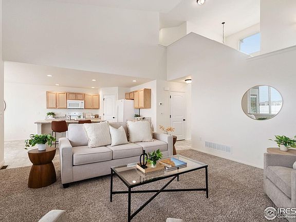 5th image of 293 Greenville Way