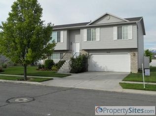 2161 Fremont Crest Ave, Syracuse, UT 84075