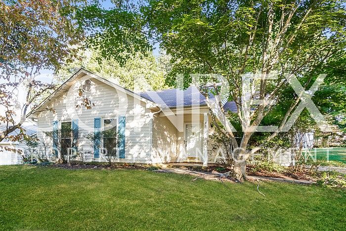 1st image of 5710 Chinaberry Pl