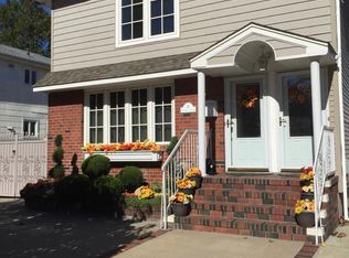 49 E Valley Stream Blvd APT 1, Valley Stream, NY 11580