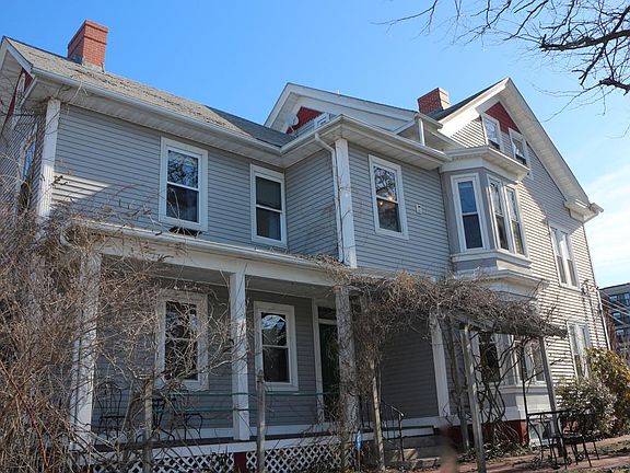 2nd image of 590 River Ave