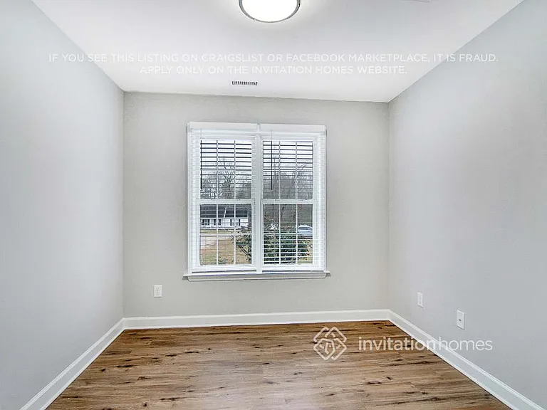 114 Hunter Ln — Photo 13