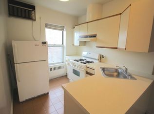 357 Smith St APT 3R, Brooklyn, NY 11231