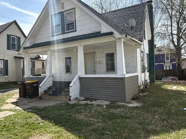 1235 Clover Ave, Rockford, IL 61102