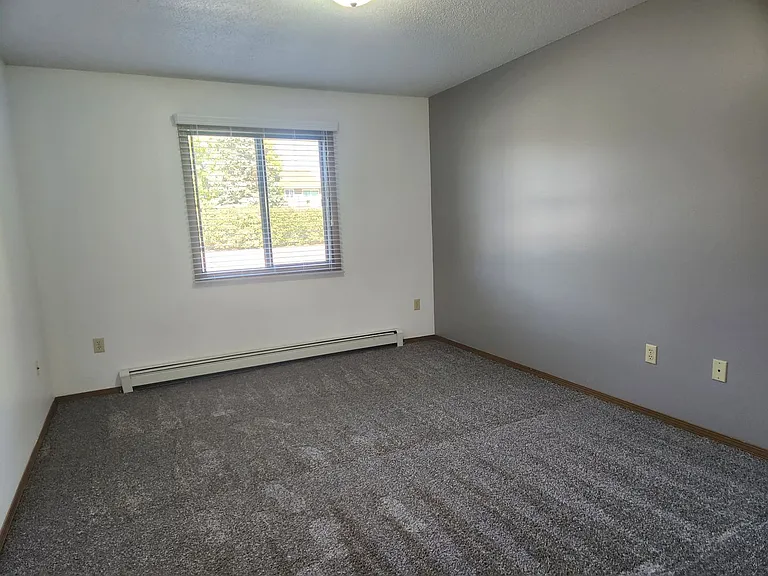 Christopher Place Apartments — Photo 20