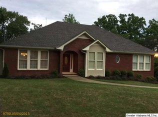 644 Oak Dr E, Trussville, AL 35173