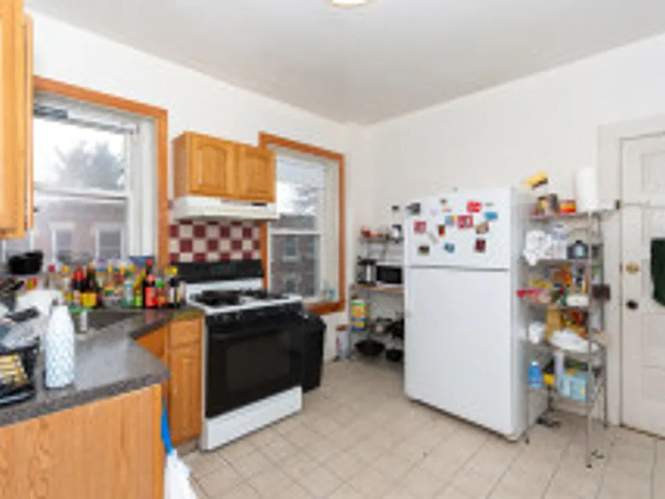 157 Thorndike St #103