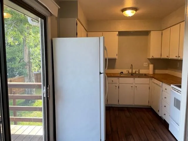2600 W Plum St — Photo 5