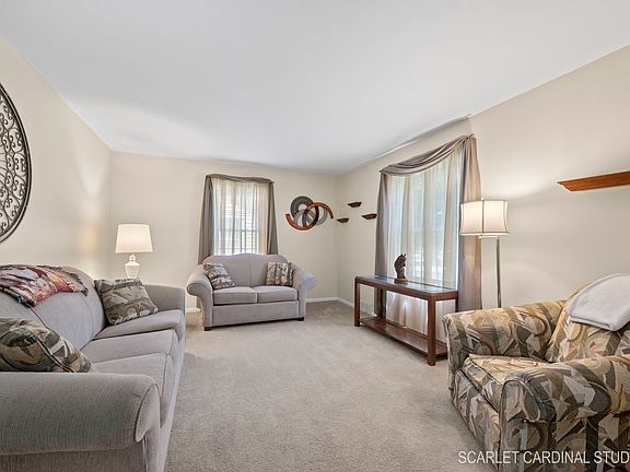 5th image of 306 W Adams St
