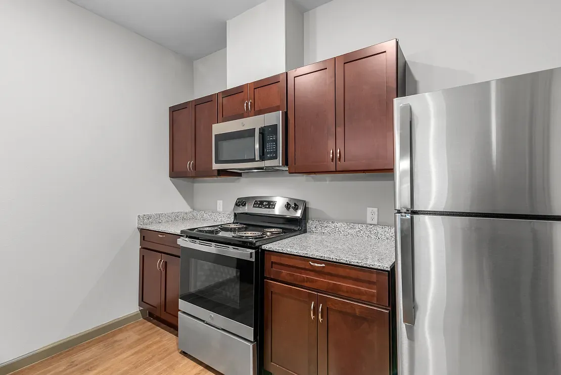 2 bed, 1100 sqft, $1,275 — Photo 2