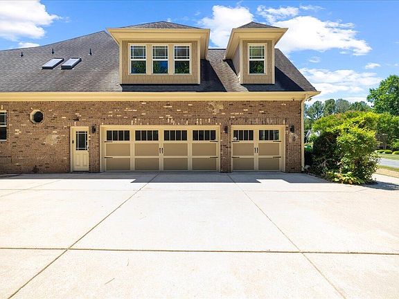 4th image of 7324 Sparhawk Rd