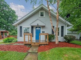 23811 Knickerbocker Rd, Bay Village, OH 44140