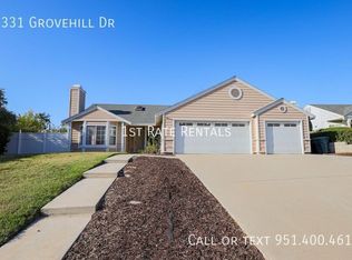 1331 Grovehill Dr, Riverside, CA 92507