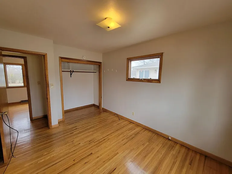 2023 Valley Park Dr — Photo 4