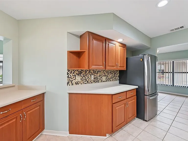 227 Southampton Dr #289 — Photo 15