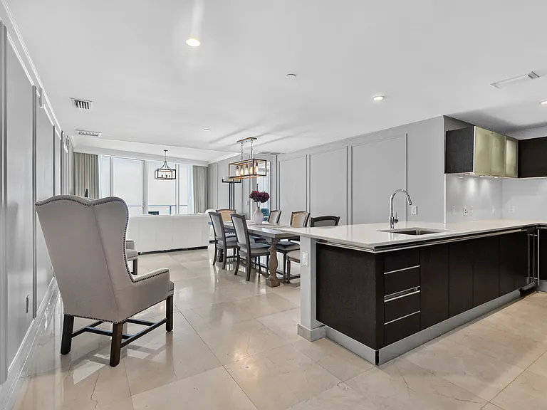 17001 Collins Ave #3402 — Photo 8