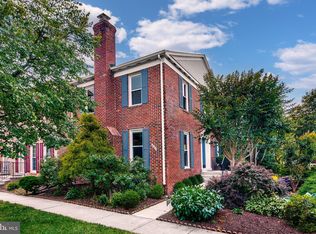 6161 Summer Park Ln, Alexandria, VA 22315