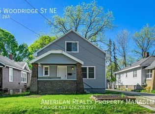 536 Woodridge St NE, Grand Rapids, MI 49505