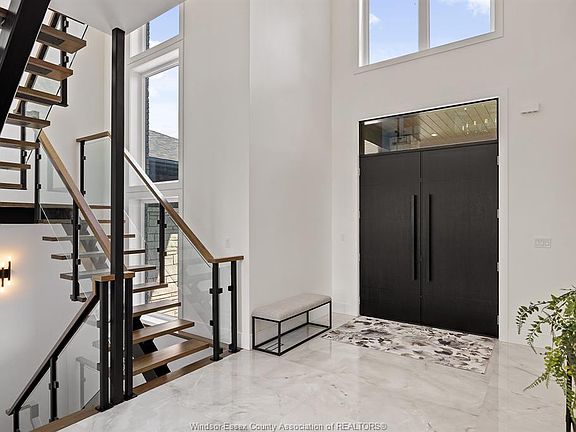 4th image of 3563 Donato Dr