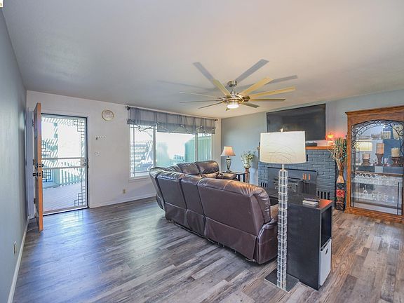 4th image of 12933 Chaparral Rd