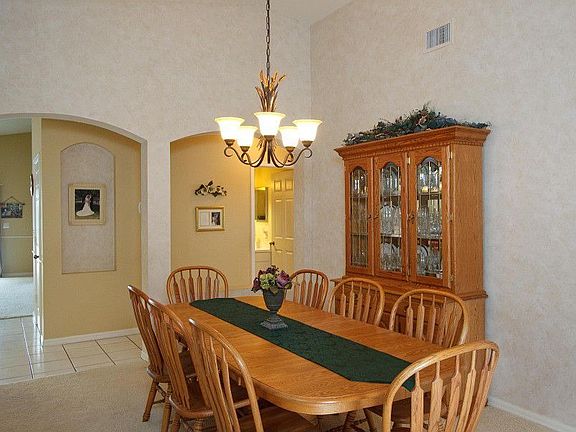 3rd image of 3303 Pin Oak Ln