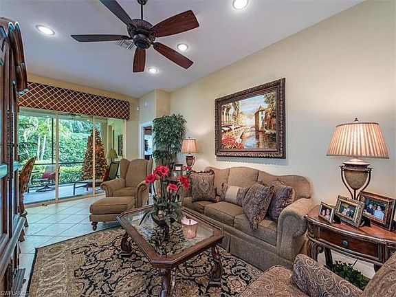 2nd image of 742 Vistana Cir