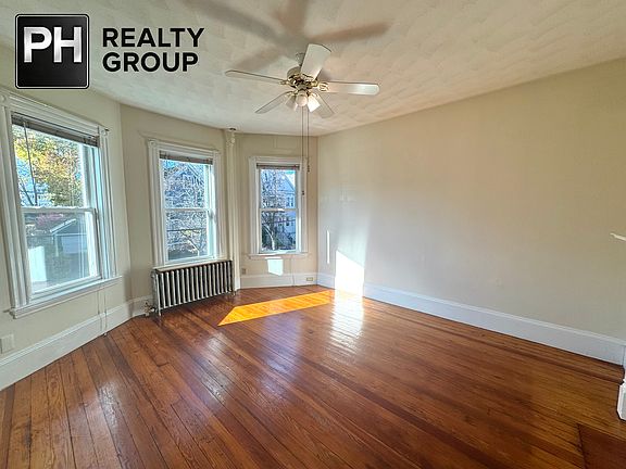 3rd image of 26 Melendy Ave #2