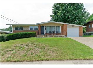 8890 Oneida Ln, Saint Louis, MO