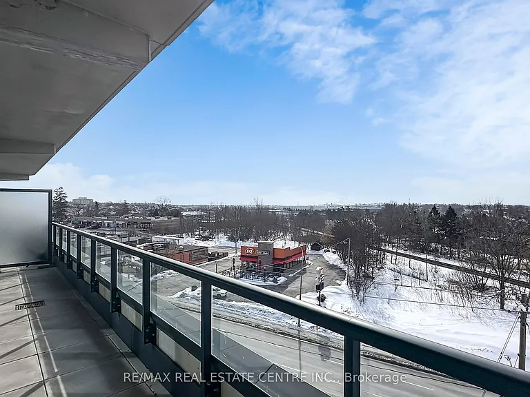 1010 Dundas St E #Penthouse 12 — Photo 34